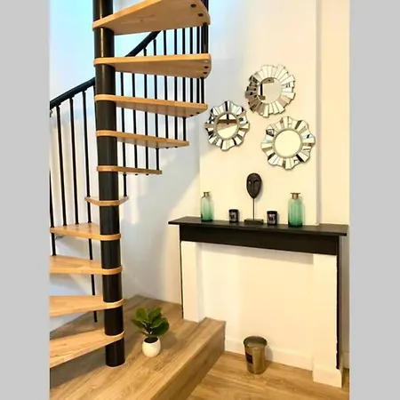 Duplex 1 Bedroom Appartement Mons